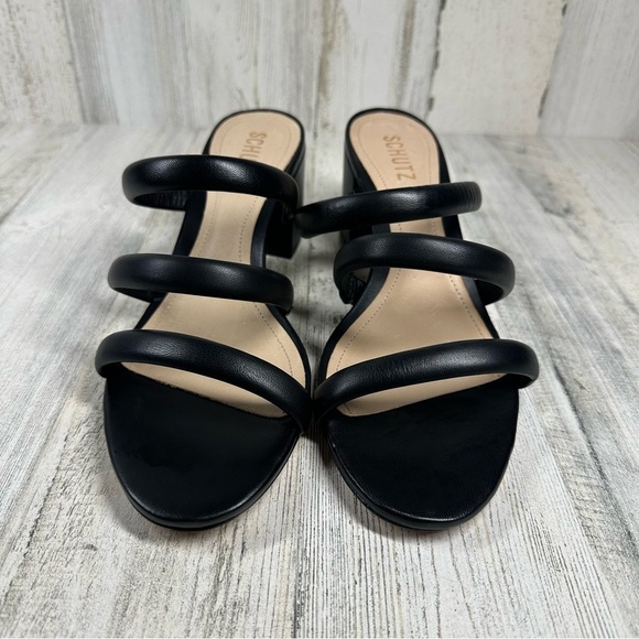 New Schutz Olly Strappy Block Heel Sandal in Blacke #789 - Picture 2 of 12
